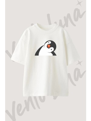 Penguin Tasarım Baskılı Unisex Oversize Kalıp Beyaz Tshirt