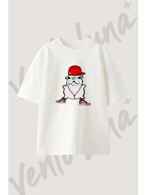 Kirmizi Sapka Bulldog Tasarım Baskılı Unisex Oversize Kalıp Beyaz Tshirt