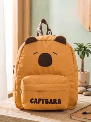 Capybara Orijinal Lisanslı Çocuk Okul / Anaokulu Çantası 3D Figürlü Su Geçirmez Kumaş Ön Cepli