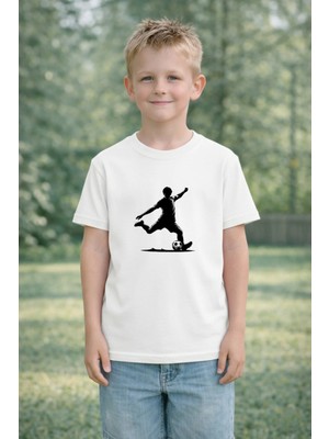 Lorvex %100 Pamuk Çocuk Baskılı Tişört Rahat Kalıp Kaleye Şut Baskılı T-Shirt