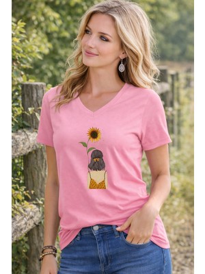 Lorvex Kadın V Yaka Tişört Rahat Kalıp Eldeki Ayçiçeği Baskılı Günlük T-Shirt