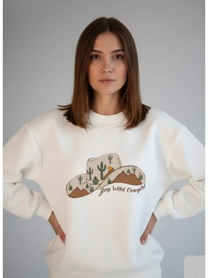 Lorvex Stay Wild Cowgirl Baskı Oversize Pamuklu Kadın Beyaz Sweatshirt