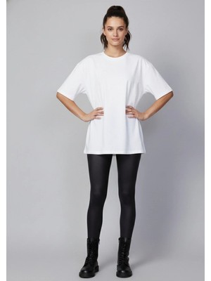 Lorvex Kadın Siyah Yüksek Bel Toparlayıcı Parlak Tayt-Oversize T-Shirt Takım