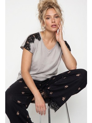 Siyah İnci Dantelli Desenli Viskon Örme Pijama Takım 8065