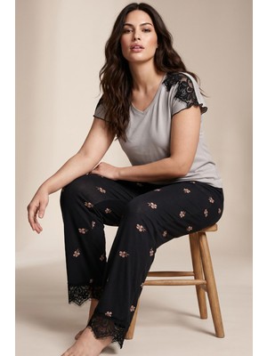 Siyah İnci Dantelli Desenli Büyük Beden Battal Viskon Örme Pijama Takım 8066