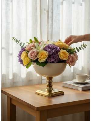 Mono Decors Vazo Krem Boyalı Gold Ayaklı Orta Boy
