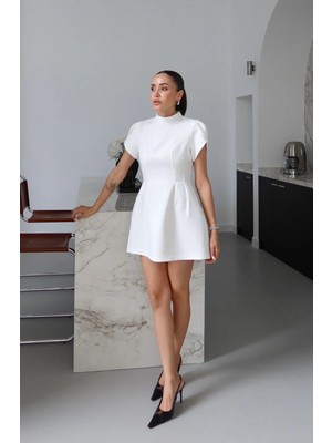 Havoş Ekru Tulip Sleeve Sırt Detaylı Elbise