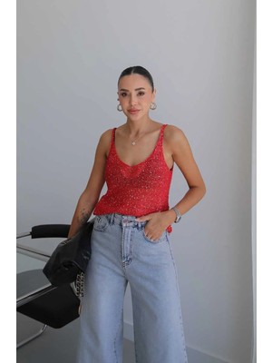 Havoş Kırmızı Askılı Pullu Triko Bluz