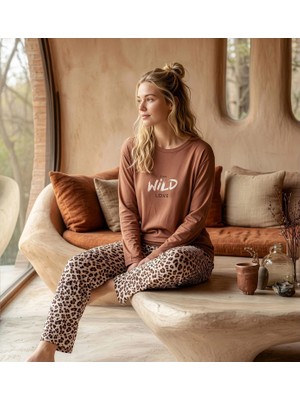 Pijamoni Kadın Pamuk Kumaş Esnek ve Rahat Uzun Kollu Alt Leopar Pijama Takımı