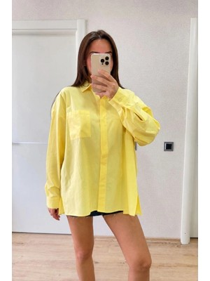 Zenviaa Kadın Oversize Pens Detaylı Cepli Yırtmaçlı Rahat Kalıp Poplin Gömlek - Sarı Zenviaa