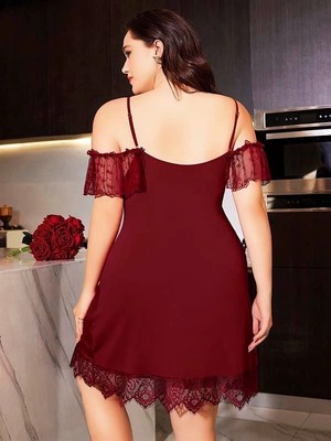 Nevamel® Büyük Beden Bordo Dantel Işlemeli Ince Askılı Gecelik