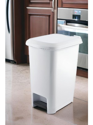 Sync Ticaret Melkan Home Pedallı Çöp Kovası 15 Litre Slim Beyaz Çöp Kovası