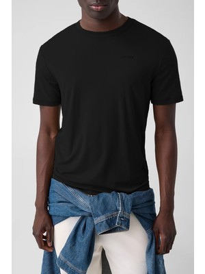 Guess Loris Erkek Aktif Regular Fit T-Shirt
