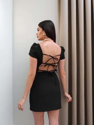 Esra Helvacı Sırt Dekolteli Mini Elbise