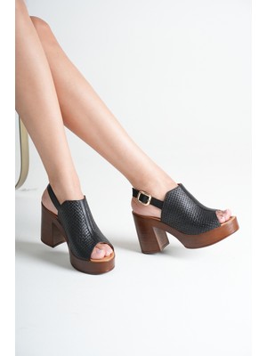 Analin Shoes Kadın Hakiki Deri Platform Topuklu Tokalı Sandalet