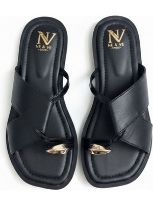 Ne&Ve Shoes Siyah Deri Aksesuar Detaylı Parmak Arası Kadın Terlik