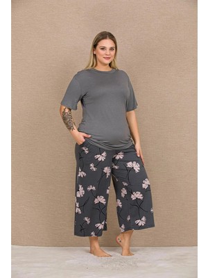 Yare Füme Çiçekli Kapri Büyük Beden Pijama