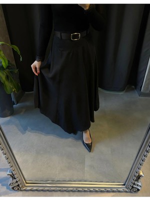 Butik Kemerli Asimetrik Kesim Tensel Etek
