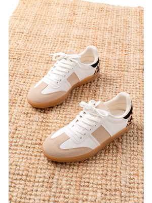 Zerenyus ZRİNM-6006 Premium Beyaz Garni Leopar Desenli Bağcıklı Kadın Sneaker