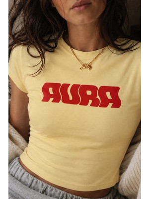 Kadın Sarı Aura Baskılı %100 Pamuk Baby Tee (Dar Kalıp) Bisiklet Yaka Kısa Kollu Crop Tişört