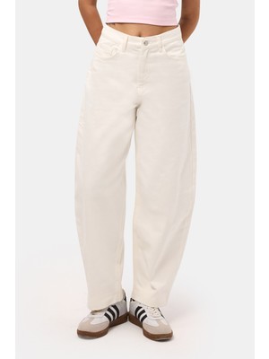It's Basic Kadın Kırık Beyaz 7s6-101 High Rise Tapered Leg Fit Denim Jean