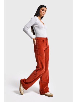 It's Basic Kadın Kiremit Renk 26w5-104 İnce Fitilli Kadife Kumaş Straight Fit Pantolon