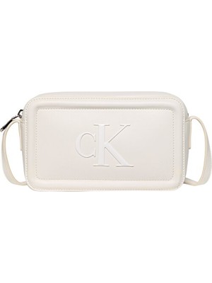 Calvin Klein Kadın Bold Ck Camera Omuz Çantası