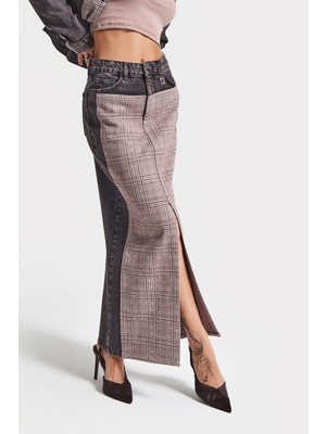 It's Basic Kadın Taşlanmış Koyu Kot Rengi 4w5-143 Denim Dokuma Parçalı Kumaş Maxi Boy Yırtmaçlı Özel Tasarım Etek