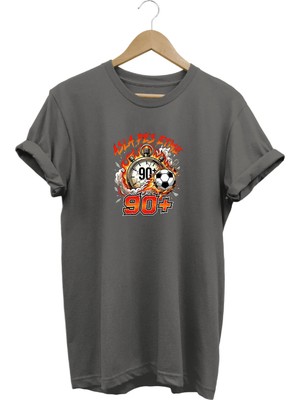  Erkek Siyah Asla Pes Etme 90+ Futbol Baskılı Bisiklet Yaka T-Shirt