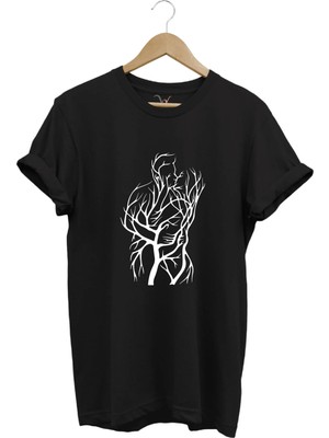  14 Şubat Sevgililer Günü Sarılan Çift Baskılı %100 Pamuk Regular Fit Bisiklet Yaka Siyah T-Shirt