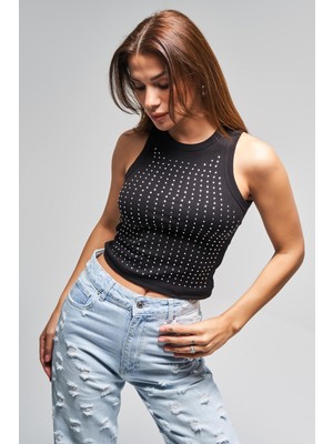 It's Basic Kadın Siyah Renk Halter Yaka İnce Fitilli Kumaş Parlak Taşlı Tasarım Body