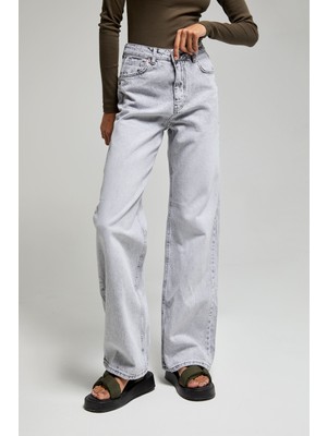 It's Basic Kadın Gri Renk Doris Straight Fit %100 Koton Denim Jean