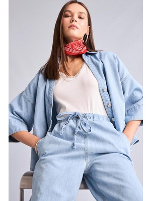 DeFacto %100 Pamuk Oversize Açık Mavi Jean Gömlek I0063AX26HS
