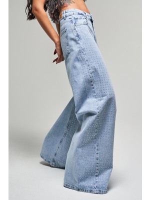 It's Basic Kadın Mavi Renk Önü Ful Parlak Taşlı Palazzo Fit Denim Jean