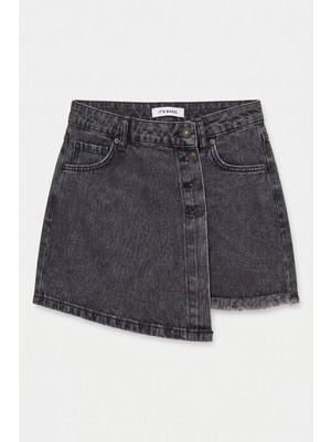 It's Basic Kadın Gri Renk Önü Düğmeli Denim Şort Etek