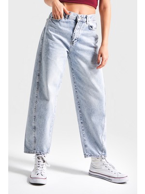 It's Basic Kadın Snow Kot Rengi Venüs Carrot Fit Rahat Kalıp Yüksek Bel Denim Jean