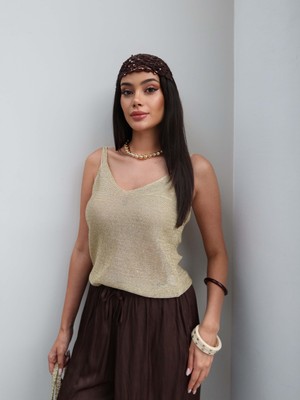 Esra Helvacı Simli V Yaka Askılı Bluz