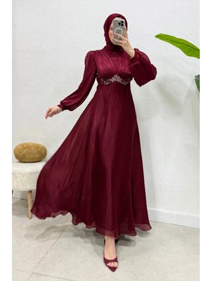 Abiye Diyarı Mosera Janjan Kumaş Beli Taşlı Tesettür Abiye- Bordo