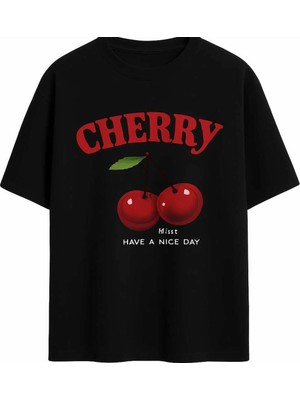  Grafftee Unisex %100 Organik Pamuk Relaxed Fit Yuvarlak Yakalı Cherry Baskılı T-Shirt