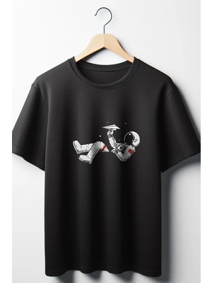  Astronot Baskılı Oversize Geniş Kalıp Unisex Bisiklet Yaka Siyah Tshirt