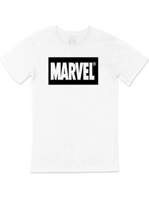  Siyah Marvel Logolu Cep Logo Tasarımlı Beyaz Tişört