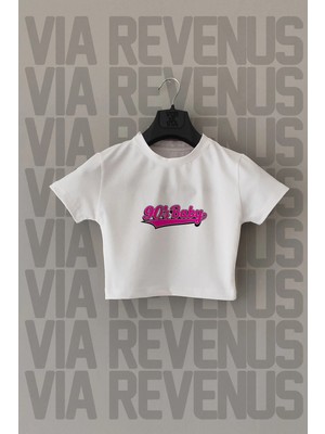  90's Baby Baskılı Dar Kalıp Bisiklet Yaka Likralı Beyaz Crop