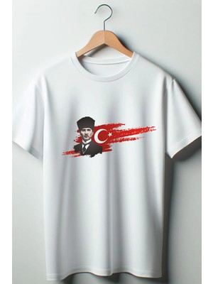  Atatürk ve Türkiye Bayrağı Baskılı Beyaz Oversize Bisiklet Yaka Tshirt