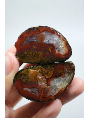 Healcrystal Kırmızı Şeritli ve Altın Tüylü Karadeniz Akik Taşı ile Kuvars Çekirdeği