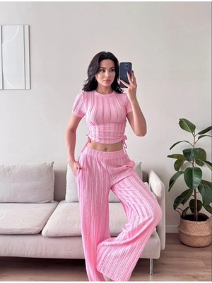 EVOA Bisiklet Yaka Bluz ve Fırfır Detaylı Gagari Takım S - Pembe