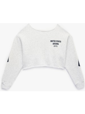 Koton Şardonlu Rahat Kalıp Kayık Yaka Uzun Kollu Crop Sweatshirt