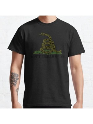 Bol Kalıp Unisex Republican Conservative Gifts Gadsden Flag Don't Tread Tasarım Baskılı Tshirt