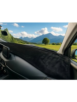 Buççin Online Mağaza Peluş Oto Torpido ve Bagaj Üstü Halı 130×40 cm Kaydırmaz Taban Tüy Dökmeyen Yumuşak Kumaş Siyah