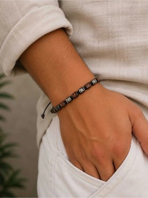 Valmont Marka Ayarlanabilir Hematit Detaylı Unisex Bileklik – Siyah, Gümüş ve Bakır Tonlu Minimal Tasarım