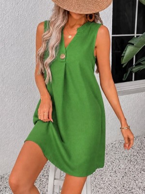 Alyn Wear Kadın Kolsuz V Hakim Yakalı Düğmeli Kısa Elbise